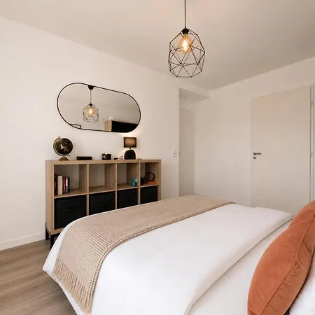 Le Beaufort - Balcony & Unobstructed View - Close To Paris *